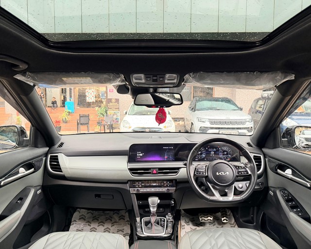 Second-hand 2023 Kia Seltos X-Line Turbo DCT for sale in Mumbai-8