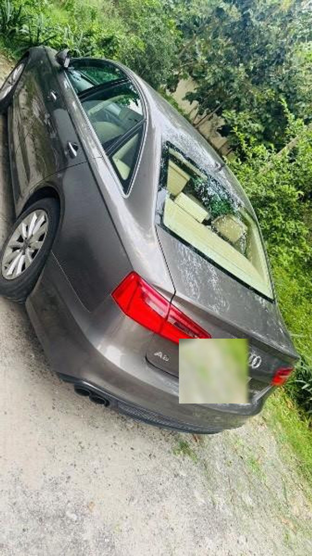 Second-hand 2015 Audi A6 35 TDI Technology for sale in New Delhi-4