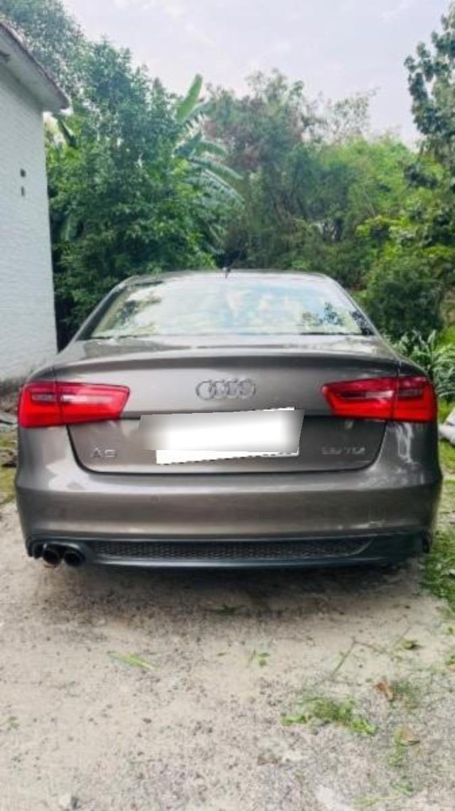 Second-hand 2015 Audi A6 35 TDI Technology for sale in New Delhi-2