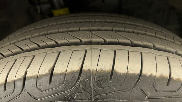 Second-hand 2017 Ford Ecosport Trend Diesel for sale in Pune-26