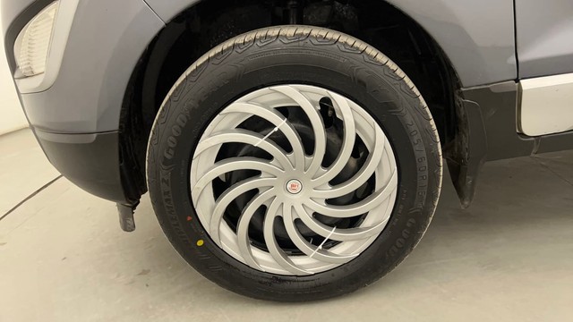 Second-hand 2017 Ford Ecosport Trend Diesel for sale in Pune-20