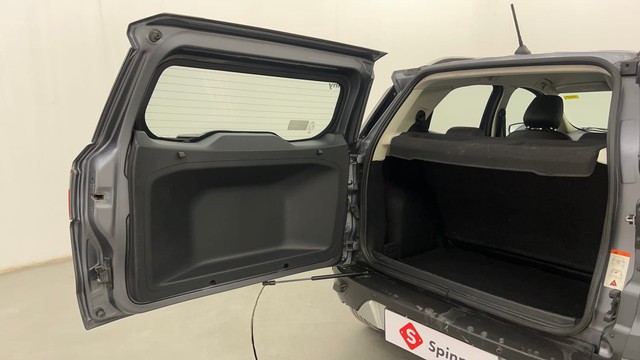 Second-hand 2017 Ford Ecosport Trend Diesel for sale in Pune-25