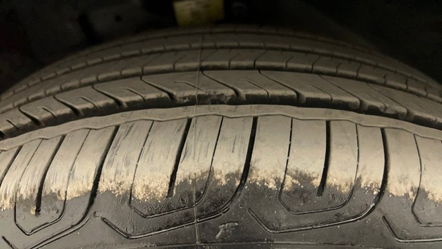 Second-hand 2017 Ford Ecosport Trend Diesel for sale in Pune-36