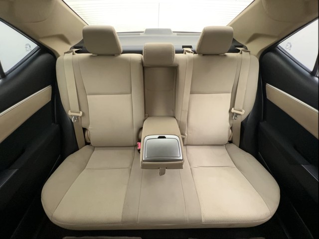 Second-hand 2015 Toyota Corolla Altis Petrol LE for sale in Mumbai-33