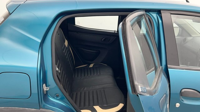 Second-hand 2021 Renault KWID 1.0 RXT Opt for sale in Kolkata-39