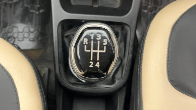 Second-hand 2021 Renault KWID 1.0 RXT Opt for sale in Kolkata-12