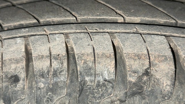 Second-hand 2021 Renault KWID 1.0 RXT Opt for sale in Kolkata-31