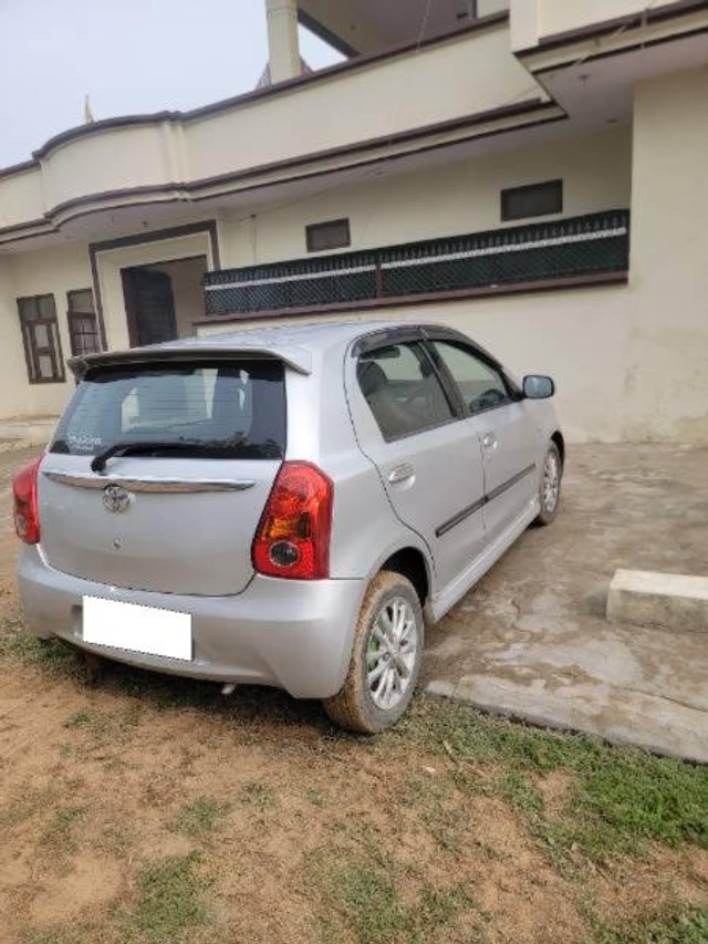 Second-hand 2011 Toyota Etios VX for sale in Hisar-2