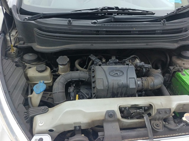 Second-hand 2017 Hyundai EON Sportz for sale in Visakhapatnam-33