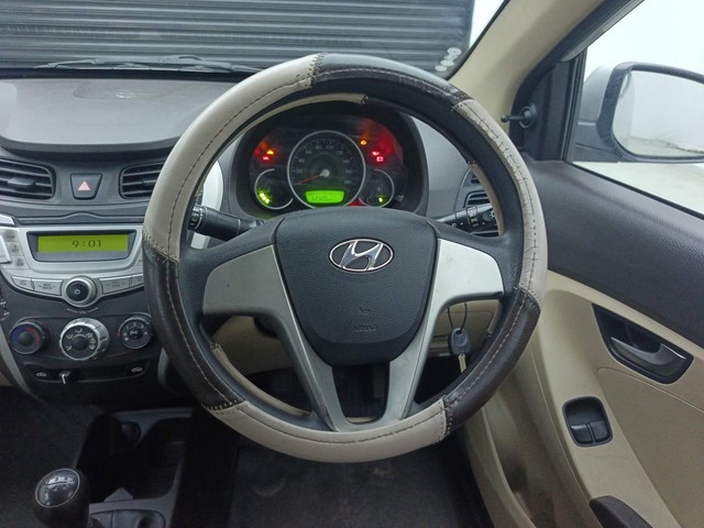 Second-hand 2017 Hyundai EON Sportz for sale in Visakhapatnam-26
