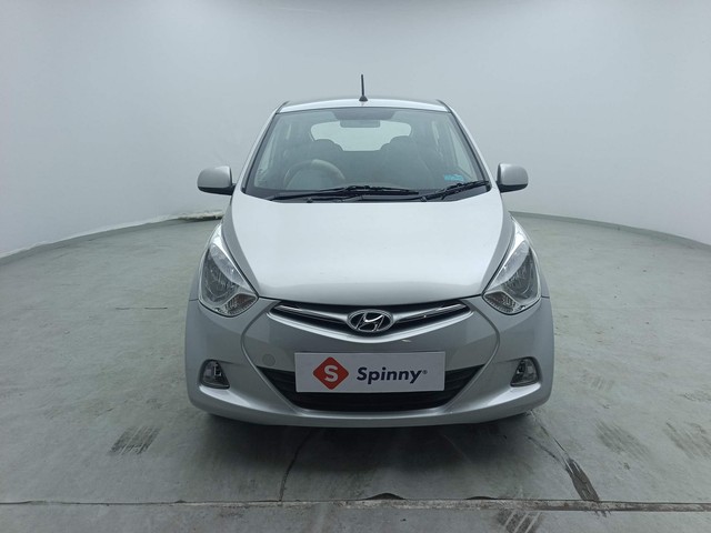 Second-hand 2017 Hyundai EON Sportz for sale in Visakhapatnam-7