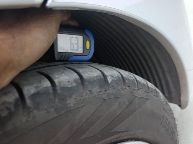 Second-hand 2017 Hyundai EON Sportz for sale in Visakhapatnam-27