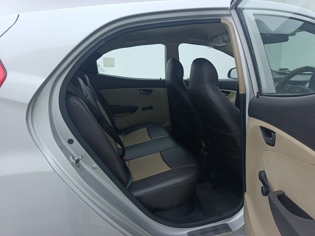 Second-hand 2017 Hyundai EON Sportz for sale in Visakhapatnam-39