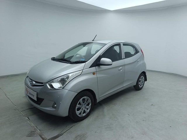 Second-hand 2017 Hyundai EON Sportz for sale in Visakhapatnam-0