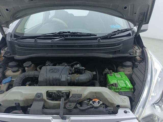 Second-hand 2017 Hyundai EON Sportz for sale in Visakhapatnam-29