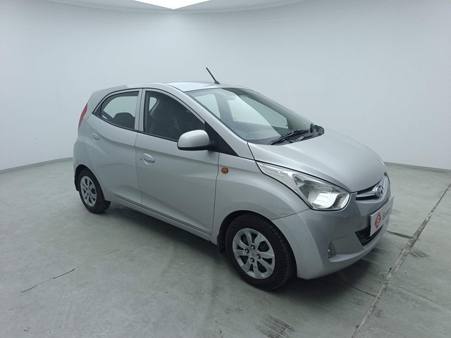 Second-hand 2017 Hyundai EON Sportz for sale in Visakhapatnam-1