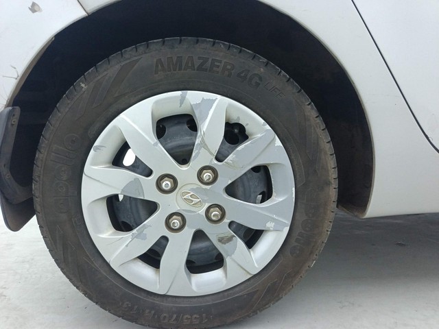 Second-hand 2017 Hyundai EON Sportz for sale in Visakhapatnam-18