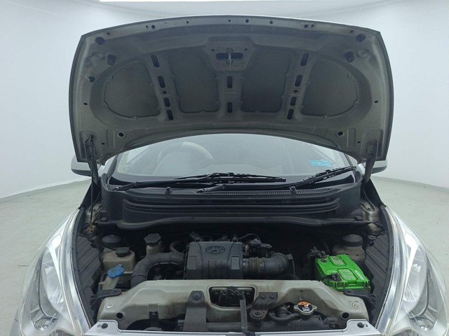 Second-hand 2017 Hyundai EON Sportz for sale in Visakhapatnam-8