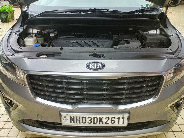 Second-hand 2020 Kia Carnival Prestige for sale in Mumbai-12
