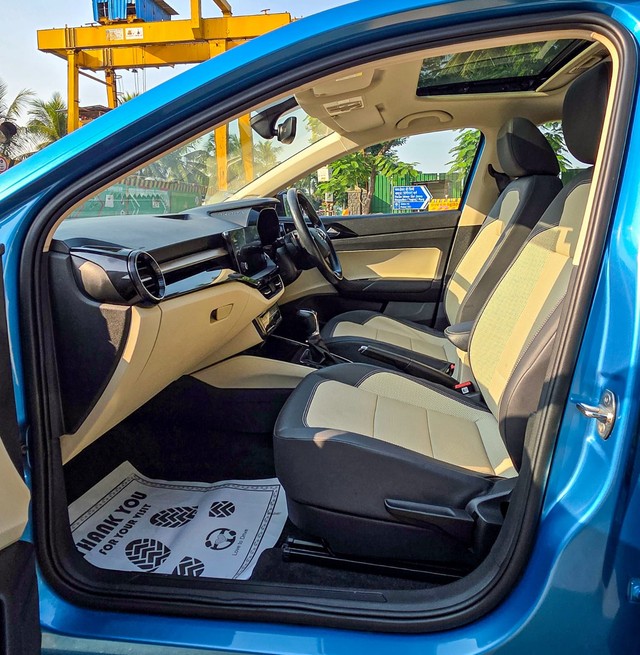 Second-hand 2023 Skoda Slavia 1.5 TSI Style DSG for sale in Mumbai-18