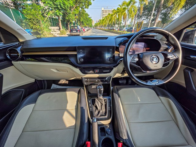 Second-hand 2023 Skoda Slavia 1.5 TSI Style DSG for sale in Mumbai-14