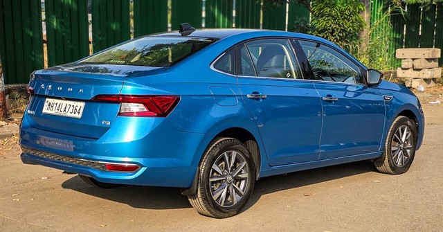 Second-hand 2023 Skoda Slavia 1.5 TSI Style DSG for sale in Mumbai-16