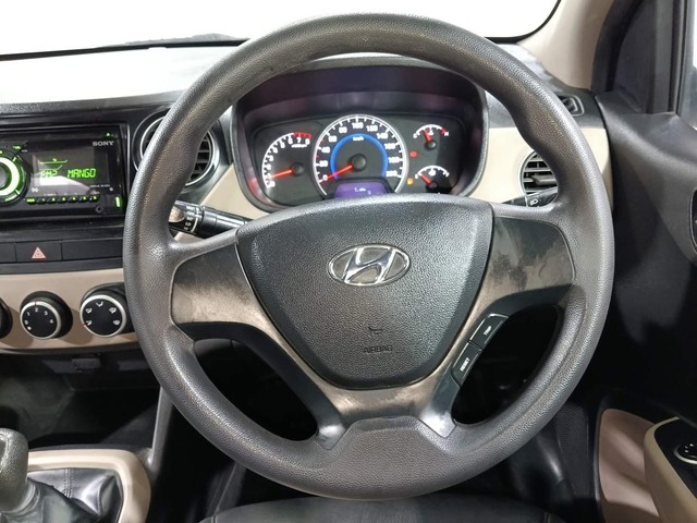 Hyundai Grand i10 1.2 Kappa Magna BSIV Second-hand 2017 Hyundai Grand i10 1.2 Kappa Magna BSIV for sale in Kochi-23