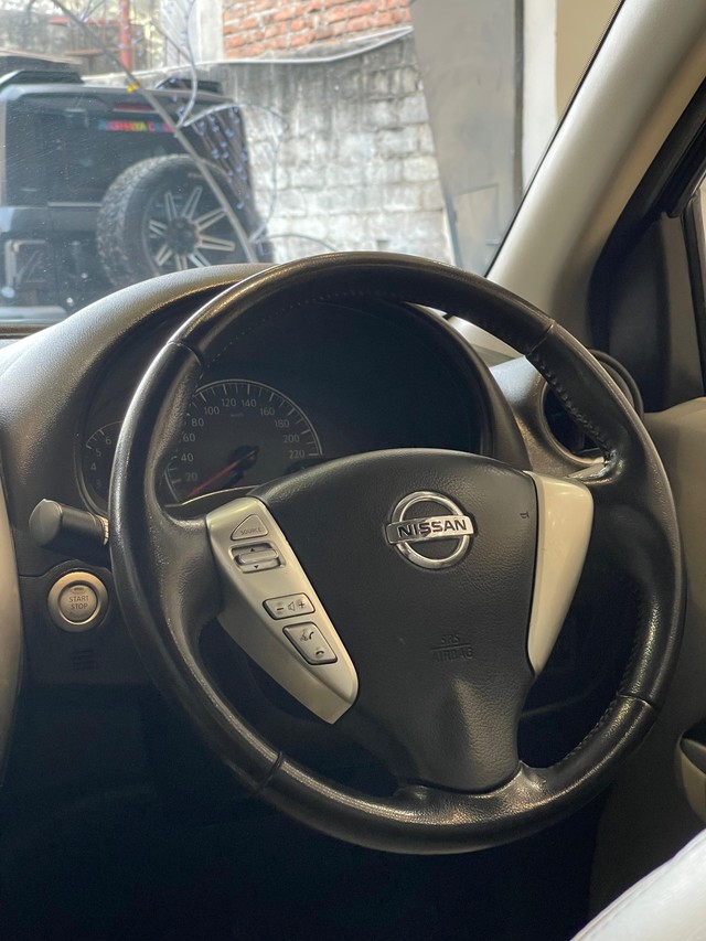 Second-hand 2017 Nissan Sunny XV CVT for sale in Hyderabad-8
