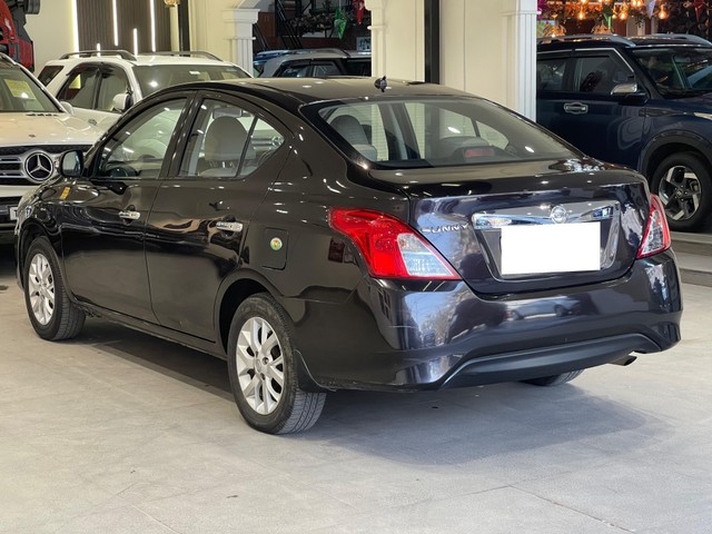 Second-hand 2017 Nissan Sunny XV CVT for sale in Hyderabad-9