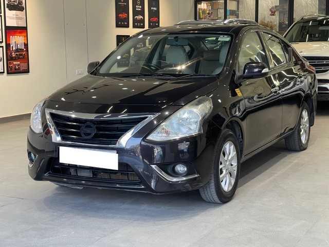 Second-hand 2017 Nissan Sunny XV CVT for sale in Hyderabad-4