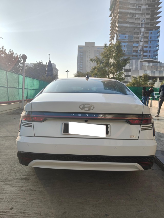 Hyundai Verna SX Second-hand 2023 Hyundai Verna SX for sale in Gurgaon-1