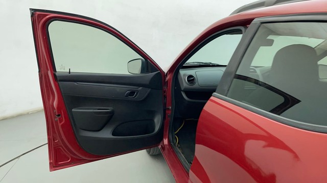 Second-hand 2017 Renault KWID RXT for sale in Ahmedabad-28