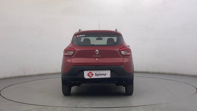 Second-hand 2017 Renault KWID RXT for sale in Ahmedabad-4