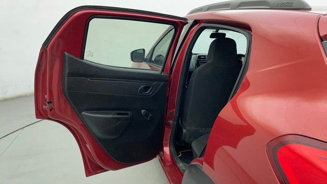 Second-hand 2017 Renault KWID RXT for sale in Ahmedabad-37