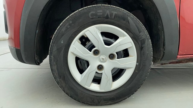 Second-hand 2017 Renault KWID RXT for sale in Ahmedabad-20