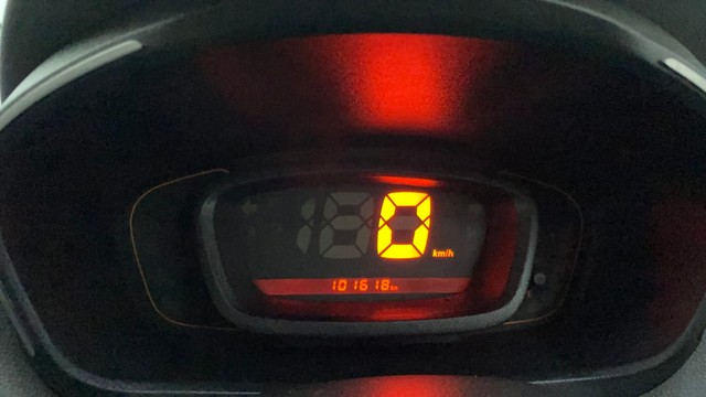 Second-hand 2017 Renault KWID RXT for sale in Ahmedabad-13