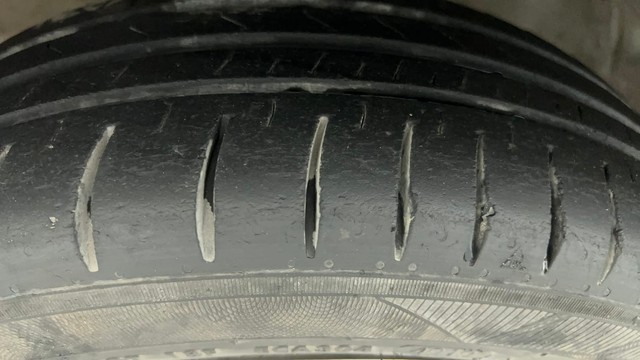 Second-hand 2014 Maruti Wagon R VXI for sale in Ahmedabad-30