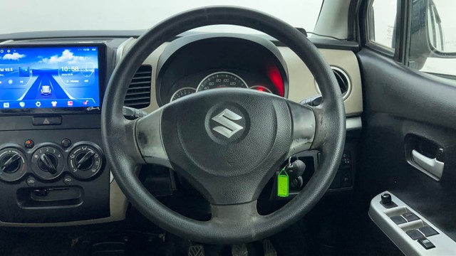 Second-hand 2014 Maruti Wagon R VXI for sale in Ahmedabad-38