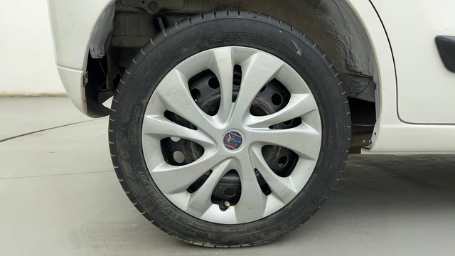 Second-hand 2014 Maruti Wagon R VXI for sale in Ahmedabad-18