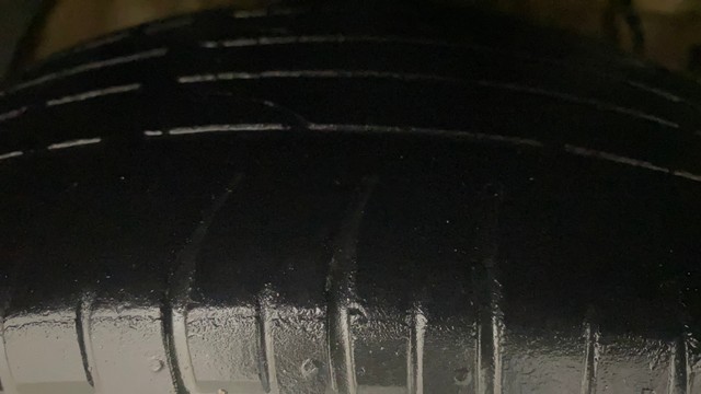 Second-hand 2021 Mahindra XUV300 W8 BSVI for sale in Gulbarga-29