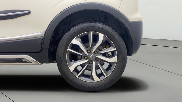 Second-hand 2021 Mahindra XUV300 W8 BSVI for sale in Gulbarga-27