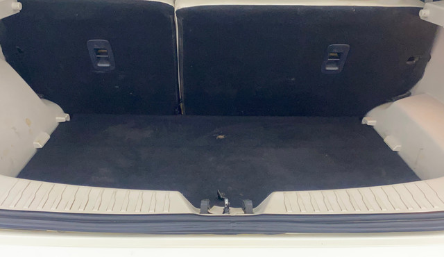 Second-hand 2021 Mahindra XUV300 W8 BSVI for sale in Gulbarga-19