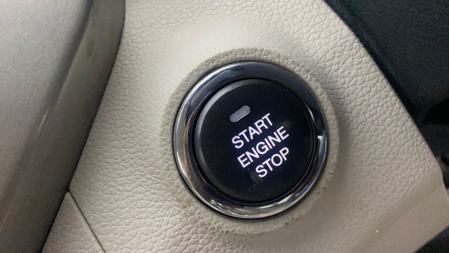 Second-hand 2021 Mahindra XUV300 W8 BSVI for sale in Gulbarga-23