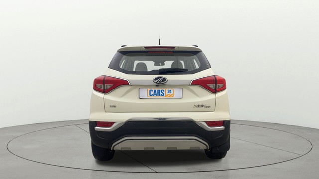 Second-hand 2021 Mahindra XUV300 W8 BSVI for sale in Gulbarga-3