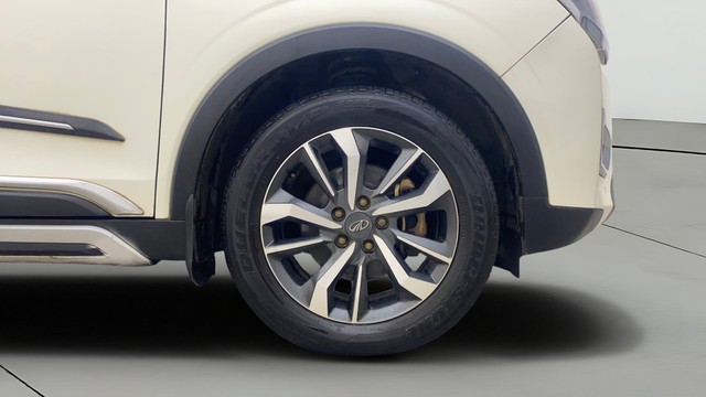 Second-hand 2021 Mahindra XUV300 W8 BSVI for sale in Gulbarga-24