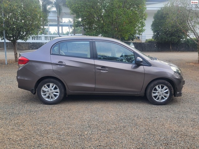 Second-hand 2013 Honda Amaze VX Diesel for sale in Ernakulam-3