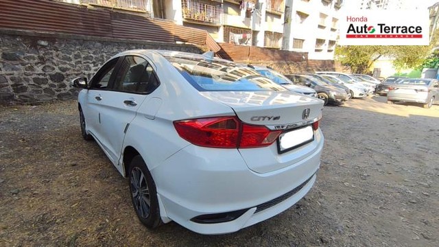 Second-hand 2021 Honda City CVT for sale in Pune-11