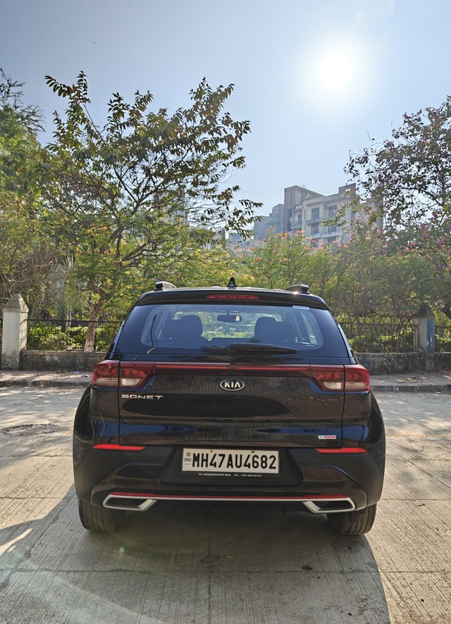 Second-hand 2020 Kia Sonet GTX Plus Turbo DCT DT for sale in Mumbai-1