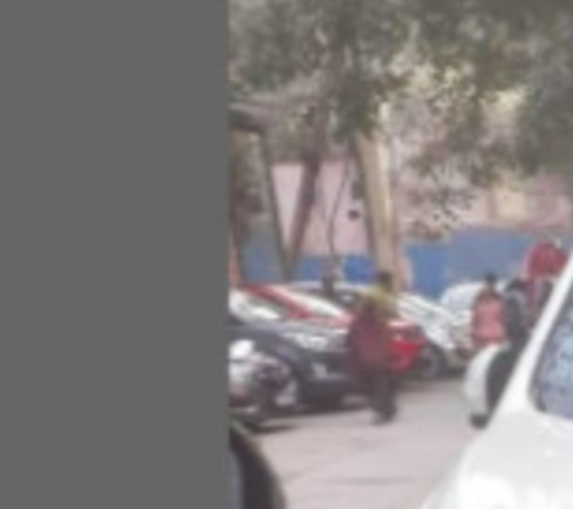 Mahindra XUV500 W11 FWD Diesel Second-hand 2019 Mahindra XUV500 W11 FWD Diesel for sale in Ghaziabad-0