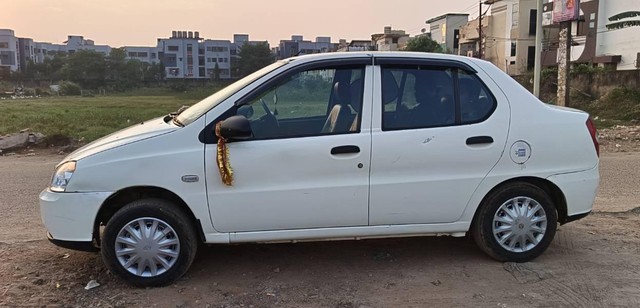 Second-hand 2014 Tata Indigo LS TDI BSIII for sale in Bhubaneswar-2